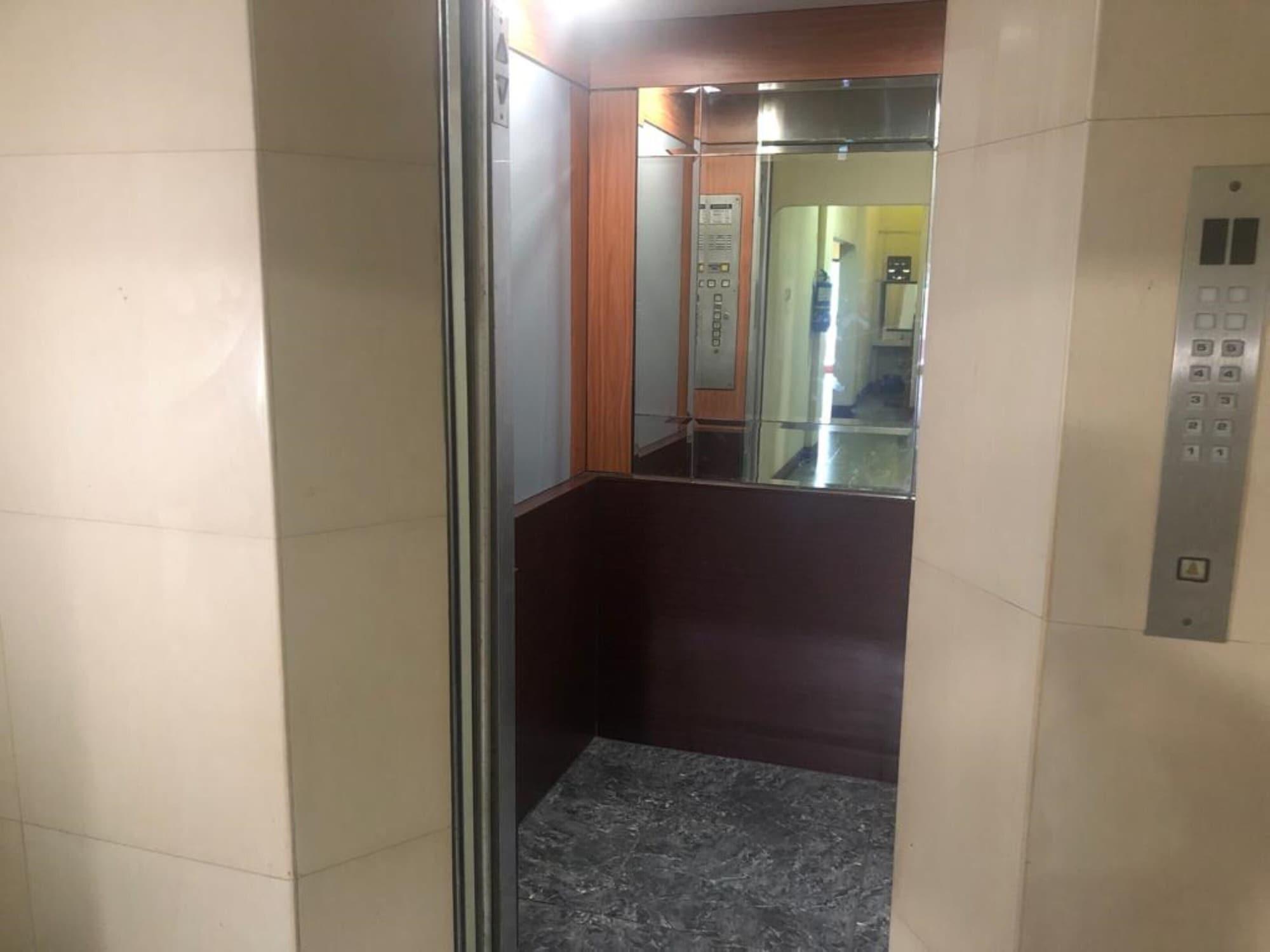 Hotel Pelita Terang Nagoya Luaran gambar