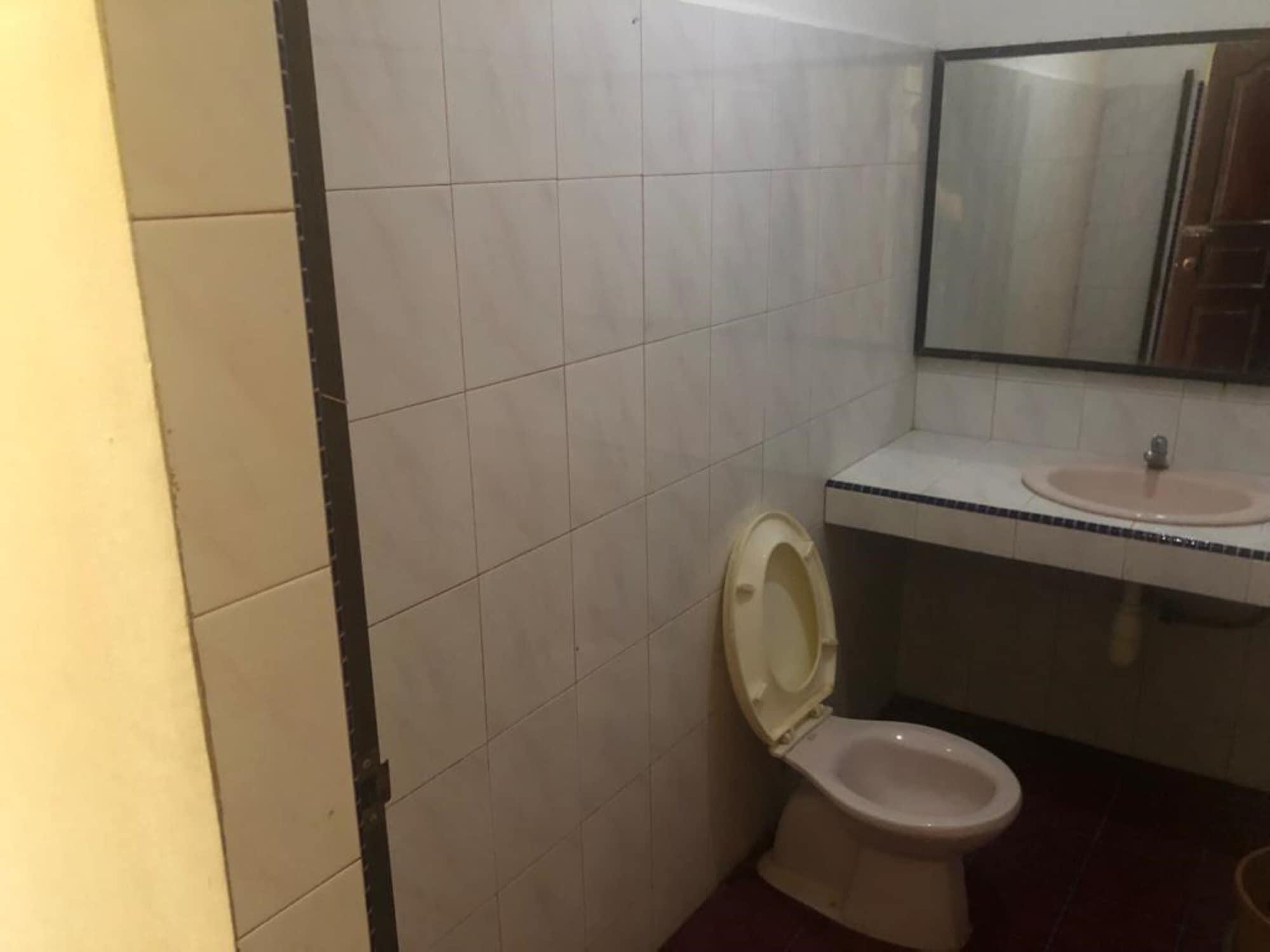 Hotel Pelita Terang Nagoya Luaran gambar