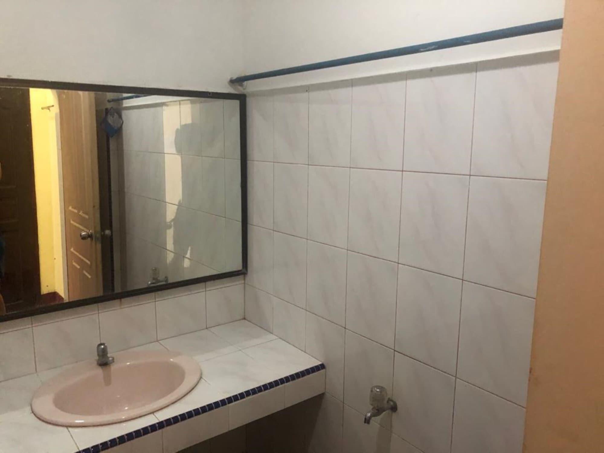 Hotel Pelita Terang Nagoya Luaran gambar