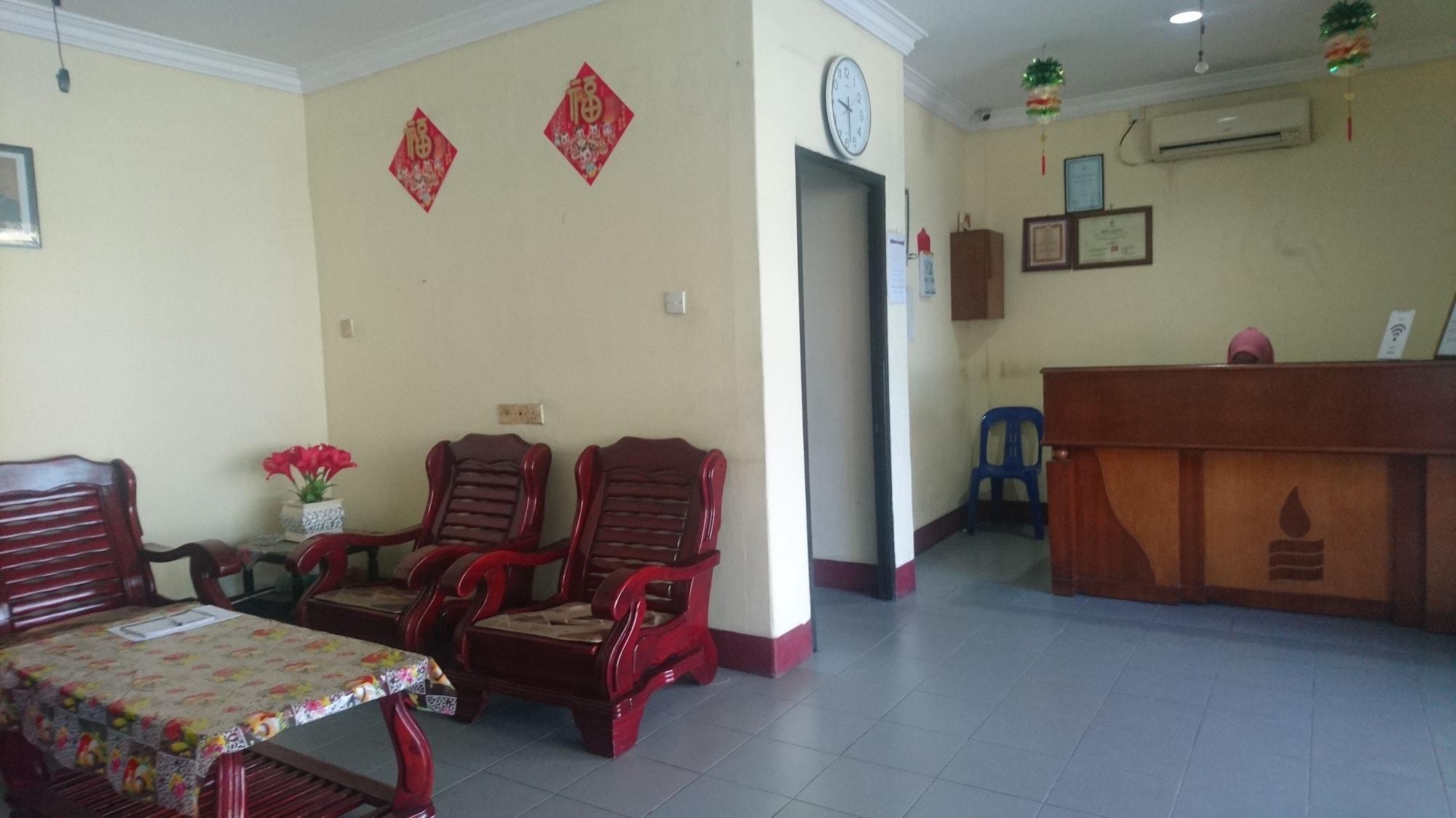 Hotel Pelita Terang Nagoya Luaran gambar
